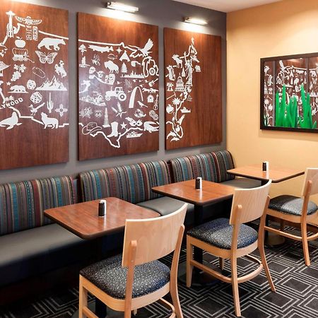 Towneplace Suites Dallas Las Colinas Irving Exterior foto